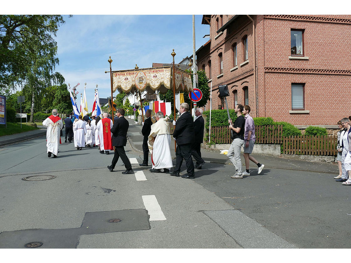 Bittprozession am Pfingstmontag (Foto: Karl-Franz Thiede)